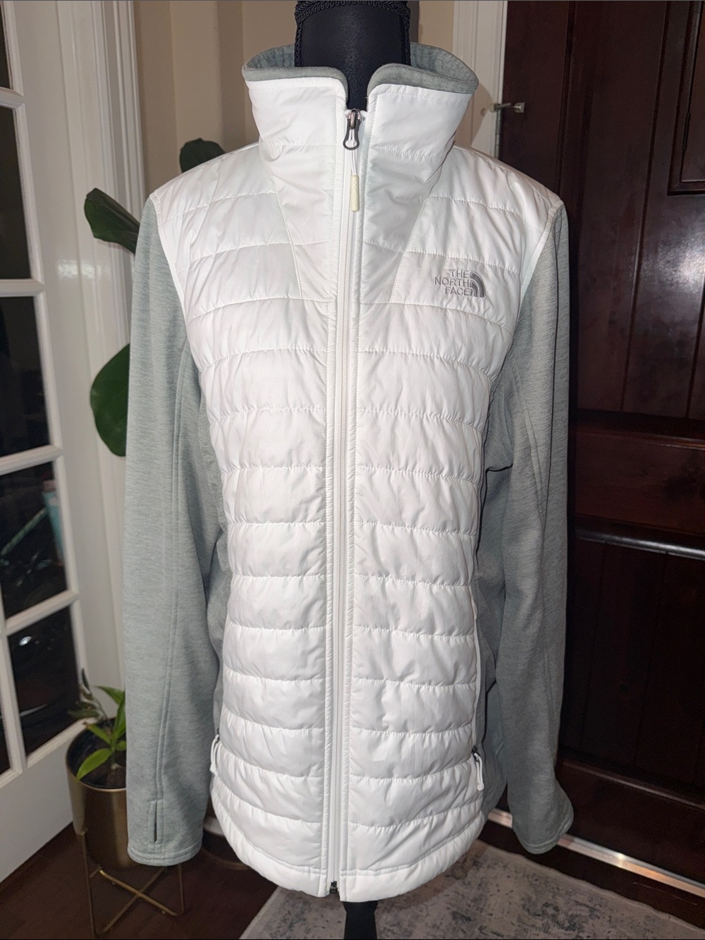The North Face Women's Mashup Insulated Hybrid Jacket, White & Gray, Size XL